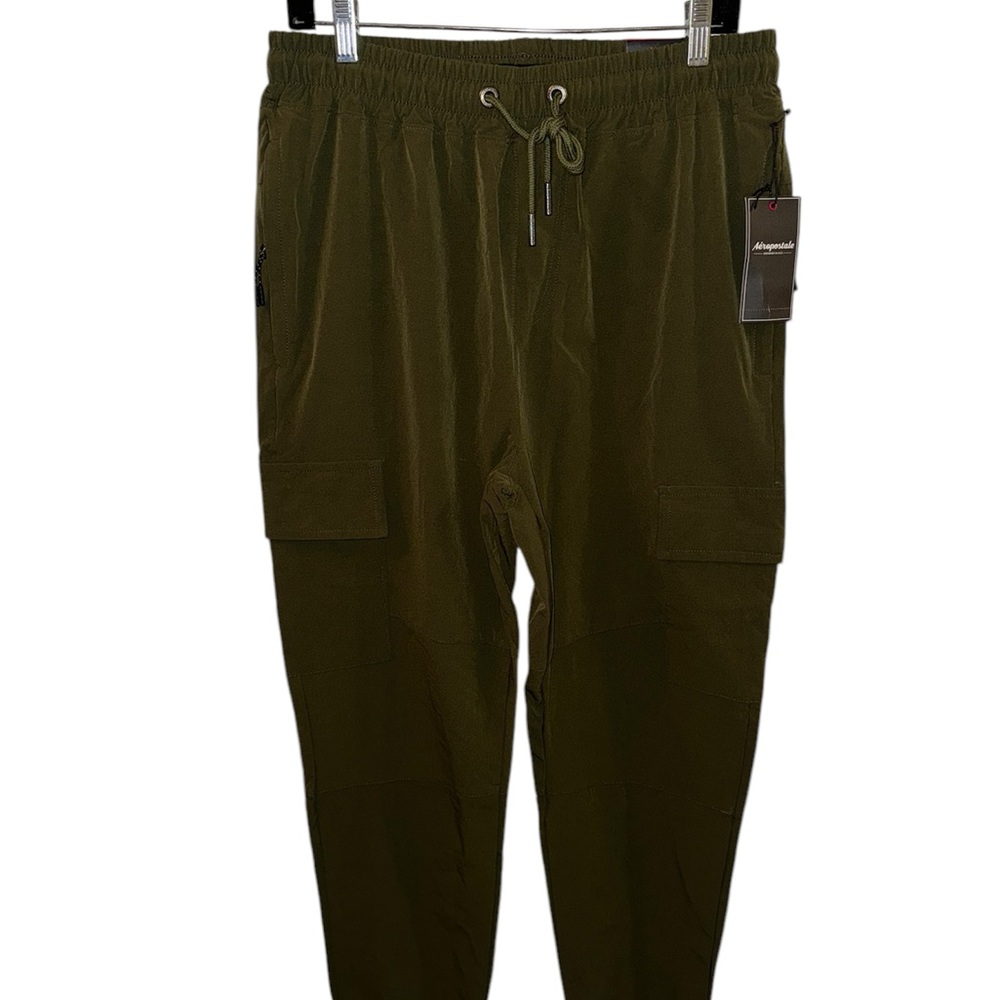 NWT Aeropostale Green Cargo-Style Joggers with Elastic Waistband